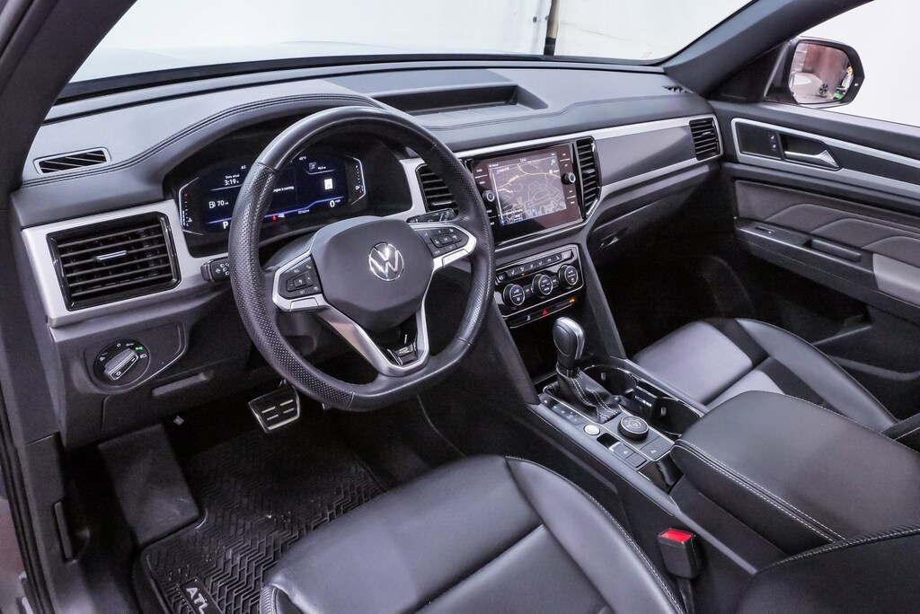 Used 2022 Volkswagen Atlas Cross Sport 3.6L V6 SEL R-Line 3.6L V6 SEL R-Line 4MOTION