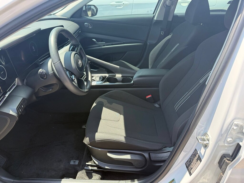 Used 2024 Hyundai Elantra SEL SEL IVT