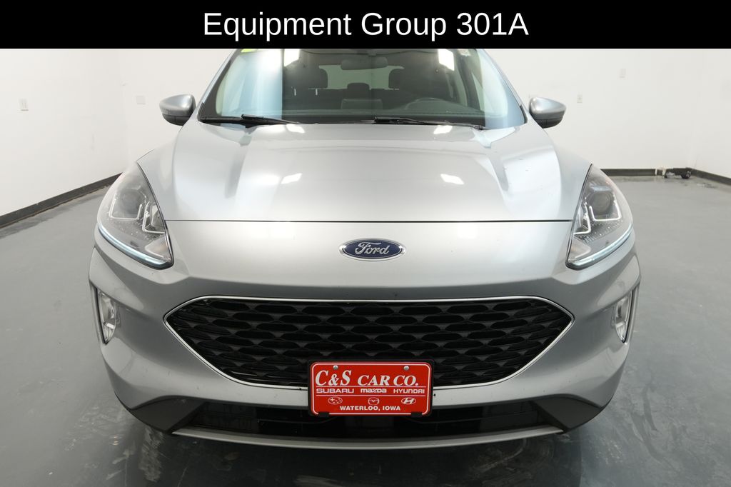 2021 Ford Escape SEL photo 2