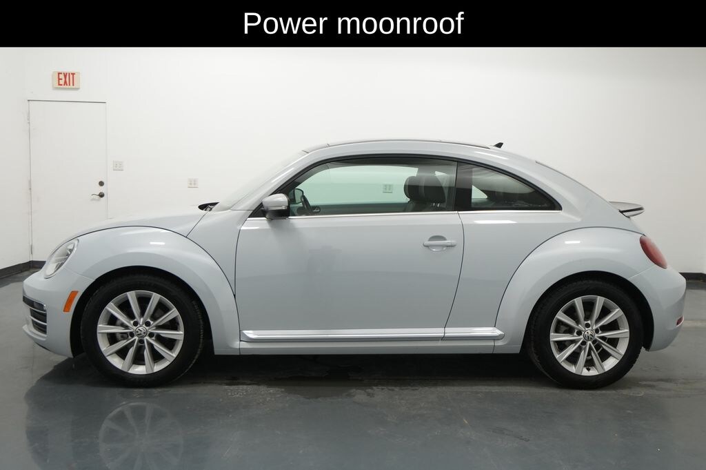 Used 2018 Volkswagen Beetle 2.0T SE Hatchback