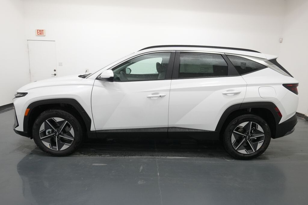 New 2026 Hyundai Tucson Plug-In Hybrid SUV