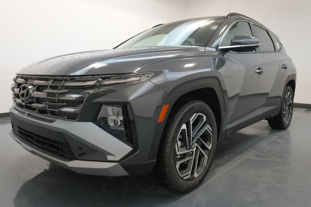 New 2025 Hyundai Tucson Limited SUV