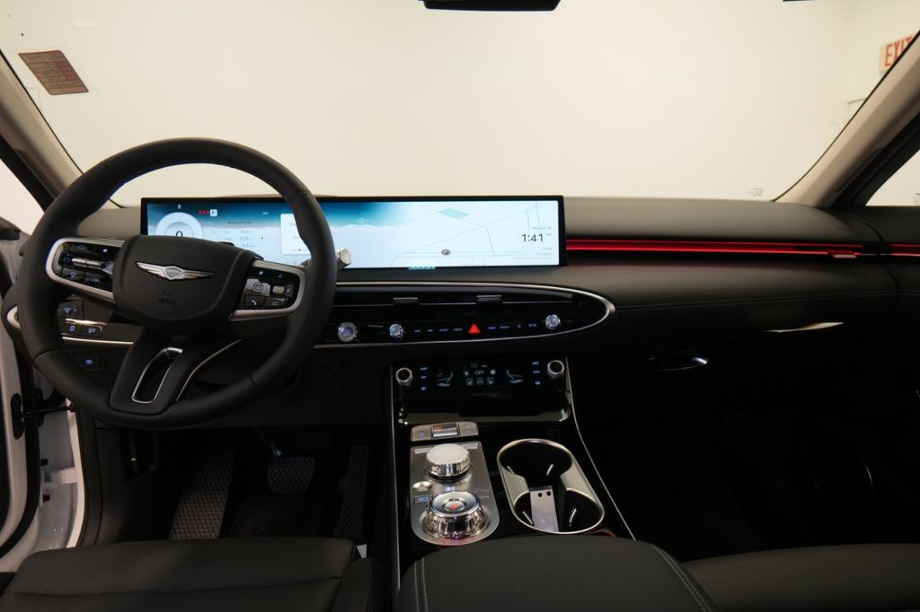 2026 GENESIS GV70 Standard - Photo 34