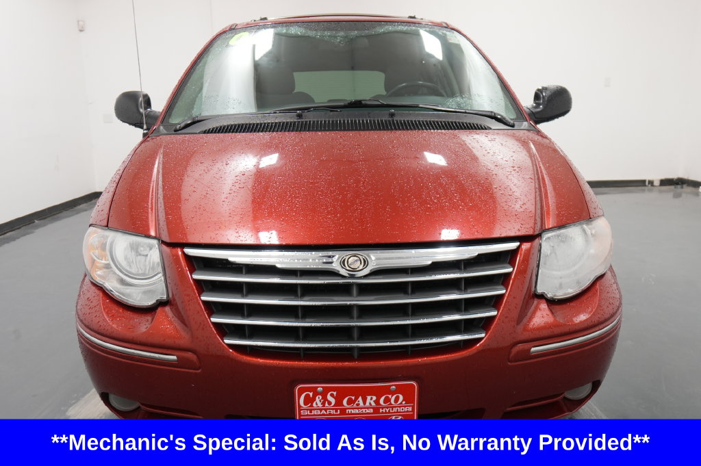 Used 2006 Chrysler Town & Country Limited Van