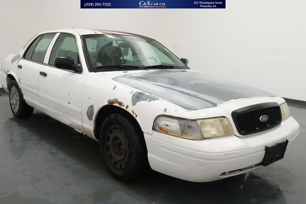 Used 2004 Ford Crown Victoria Police Base w/3.27 Axle Sedan