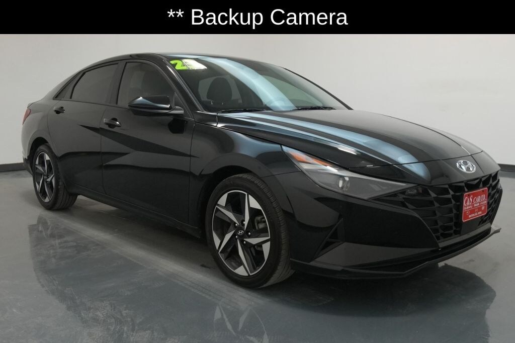 Used 2023 Hyundai Elantra SEL Sedan