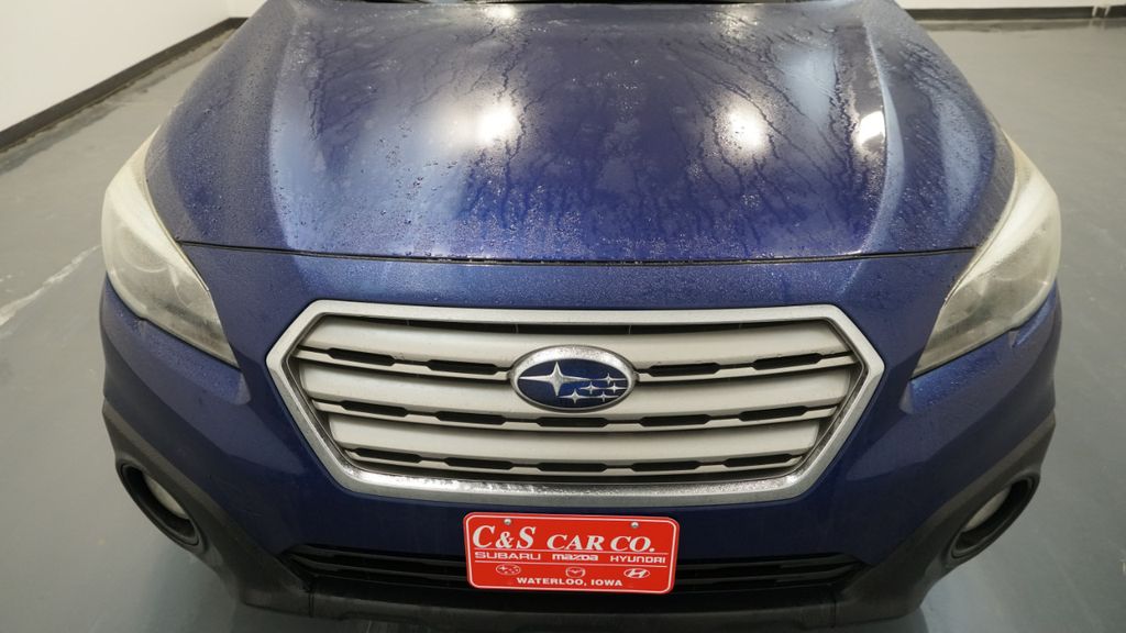 2015 Subaru Outback 2.5i Limited photo 3