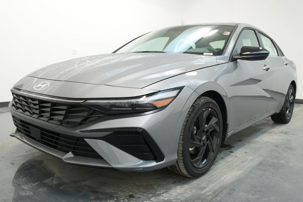 New 2026 Hyundai Elantra SEL Sport Sedan