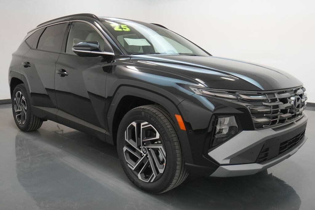 New 2025 Hyundai Tucson Hybrid Limited SUV