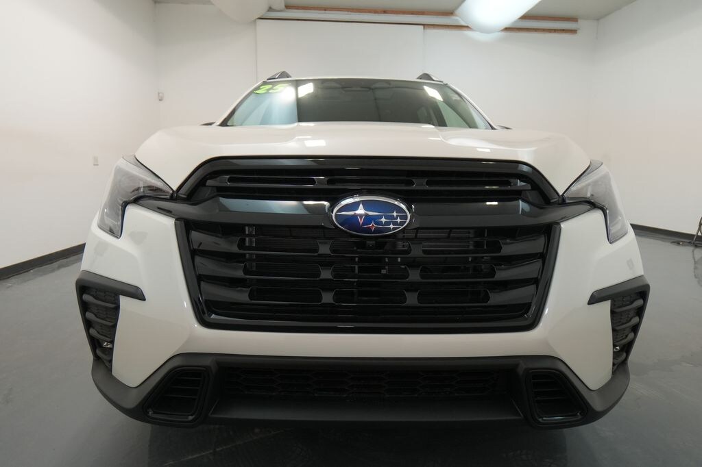 New 2025 Subaru Ascent Onyx Edition Touring SUV