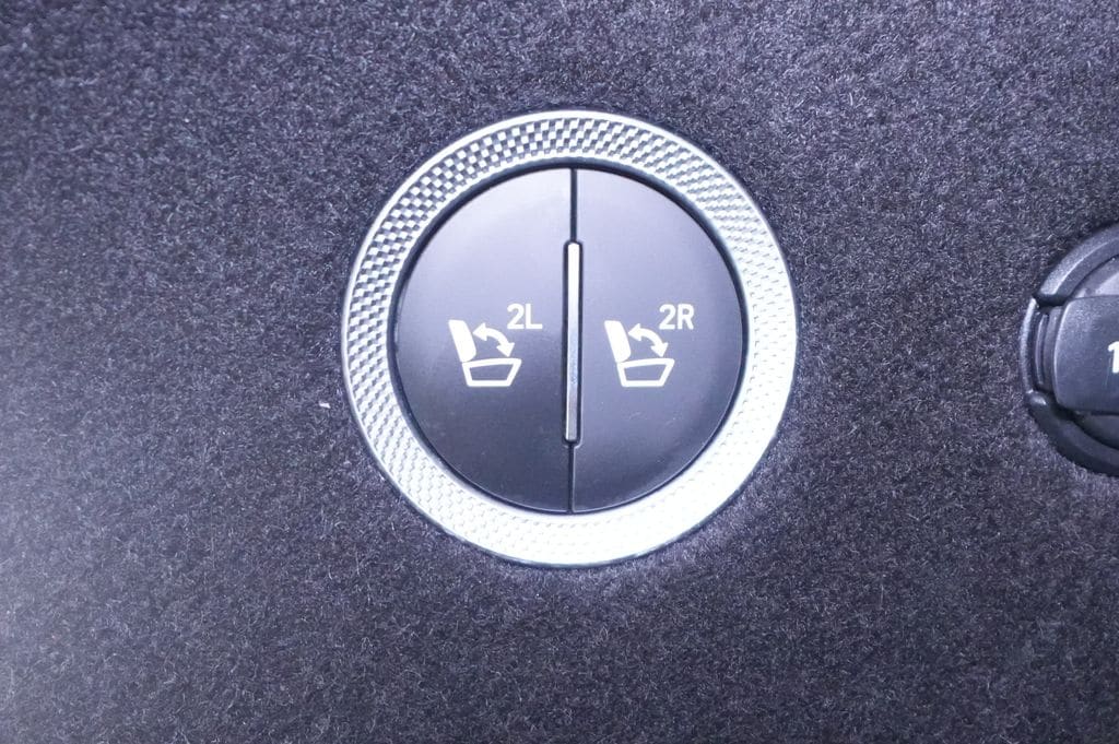 2023 GENESIS GV80 Standard - Photo 30