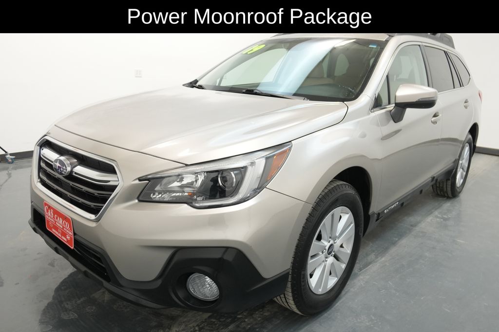 2019 Subaru Outback 2.5i Premium photo 3