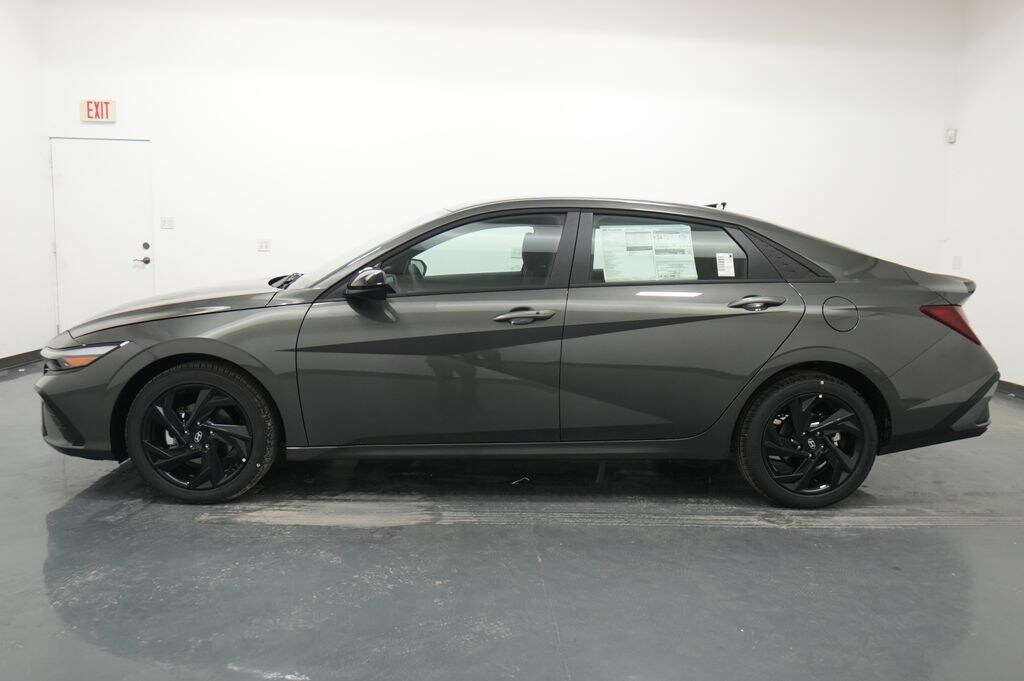 New 2026 Hyundai Elantra Sedan