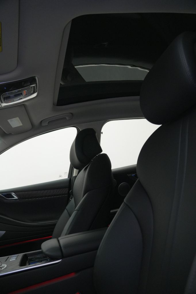 2025 GENESIS G80 Advanced - Photo 20