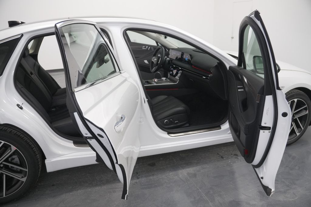2025 GENESIS G80 Advanced - Photo 29