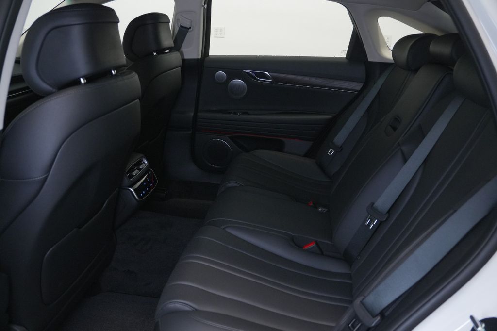 2025 GENESIS G80 Advanced - Photo 22