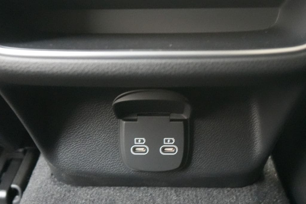 2026 GENESIS GV70 Standard - Photo 27