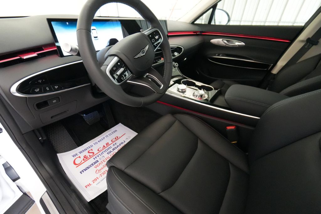 2026 GENESIS GV70 Standard - Photo 20