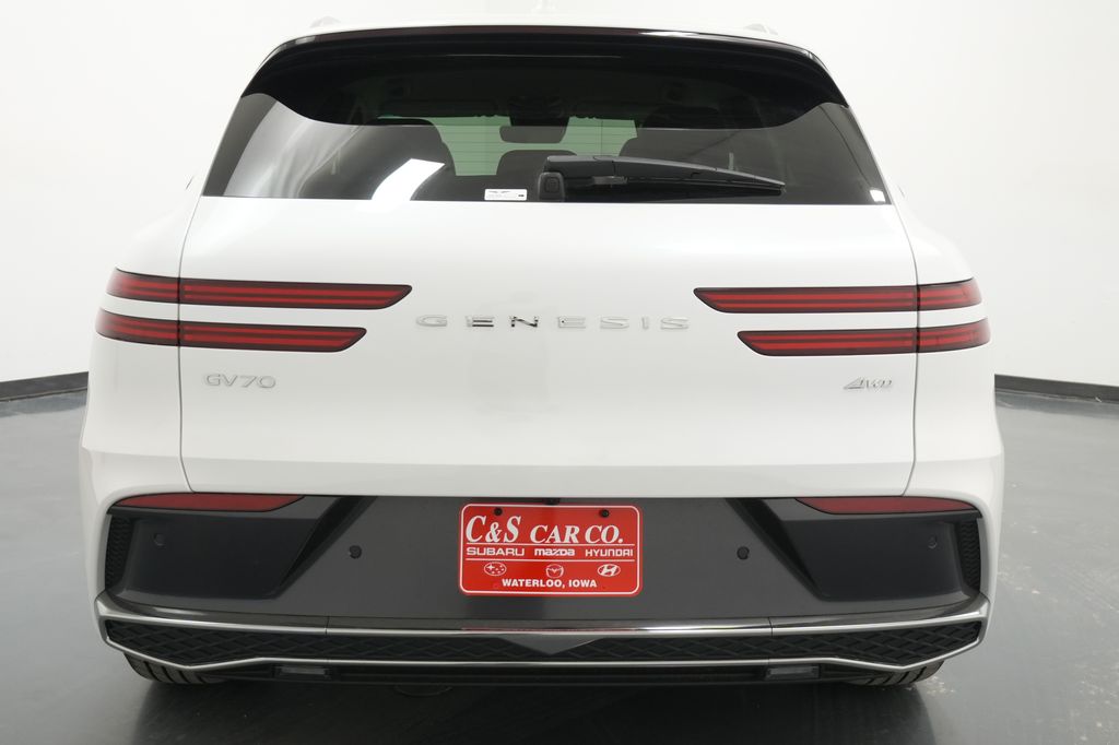 2026 GENESIS GV70 Standard - Photo 6
