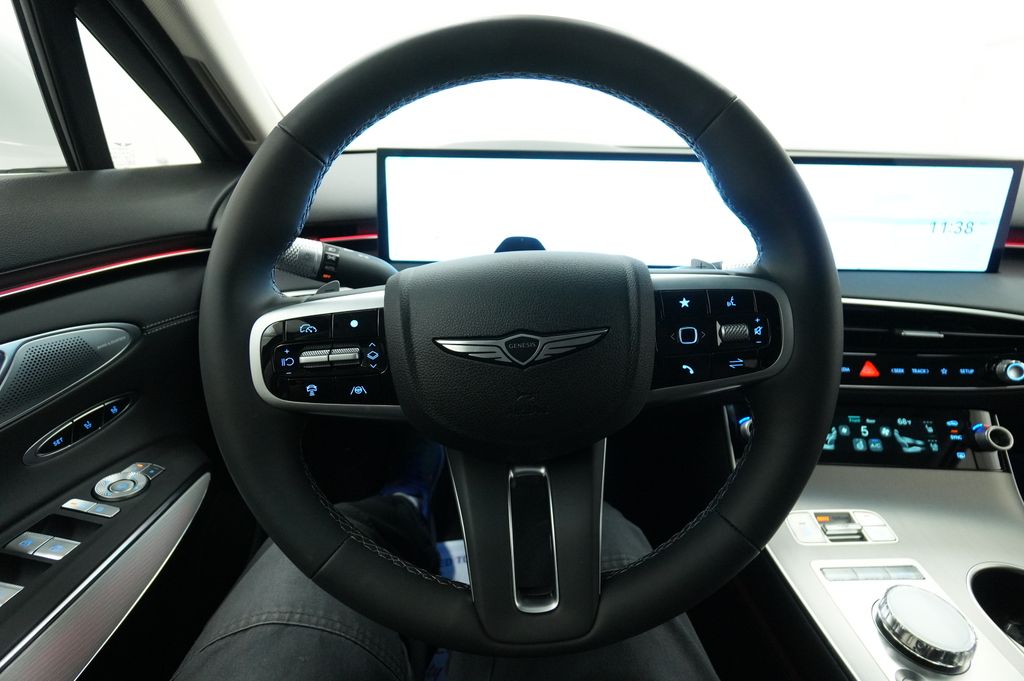 2026 GENESIS GV70 Advanced - Photo 38