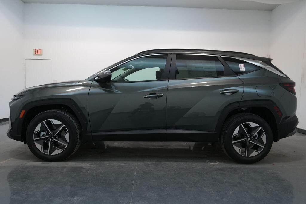 New 2026 Hyundai Tucson Hybrid SEL SUV