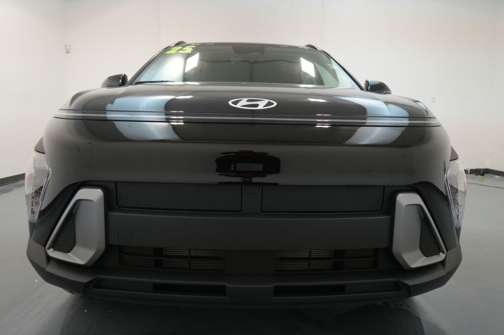 New 2025 Hyundai Kona SEL Convenience SUV