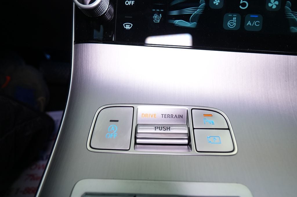 2026 GENESIS GV70 Advanced - Photo 32