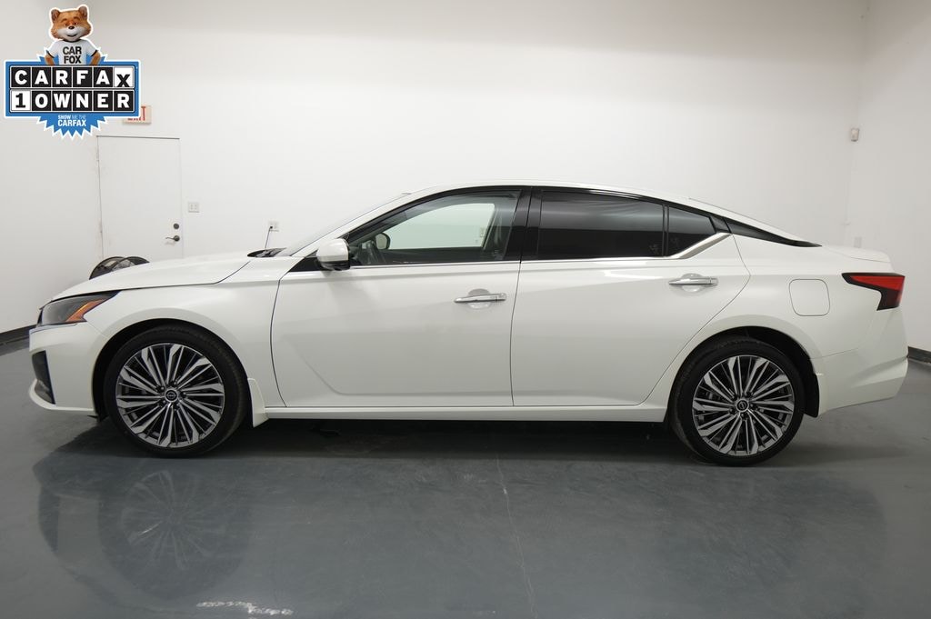 Used 2024 Nissan Altima 2.5 SL Sedan