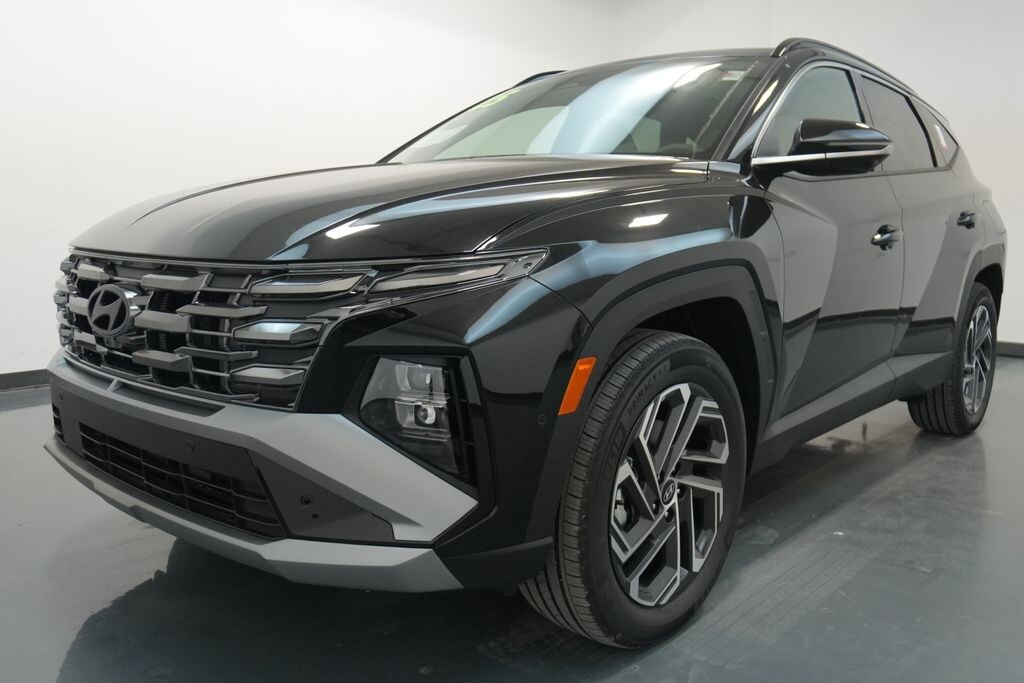 New 2025 Hyundai Tucson Hybrid Limited SUV