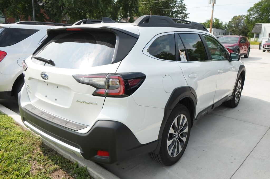 Used 2025 Subaru Outback Limited SUV