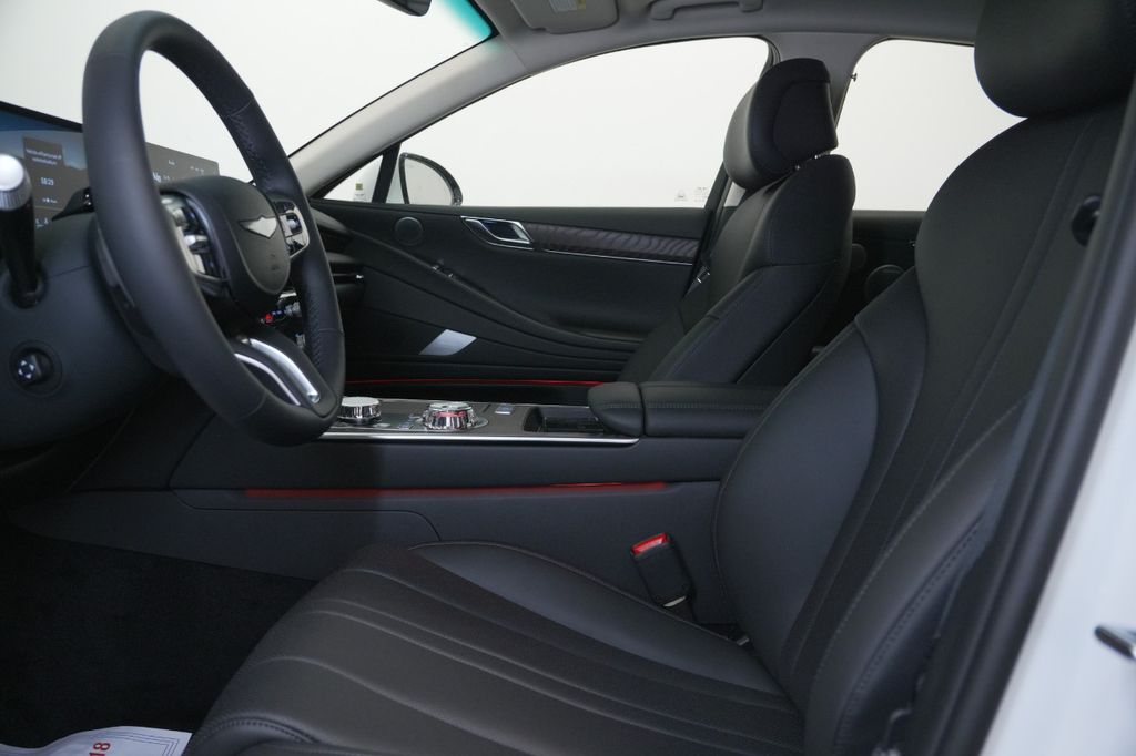 2025 GENESIS G80 Advanced - Photo 16