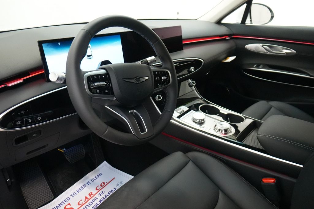 2026 GENESIS GV70 Standard - Photo 14