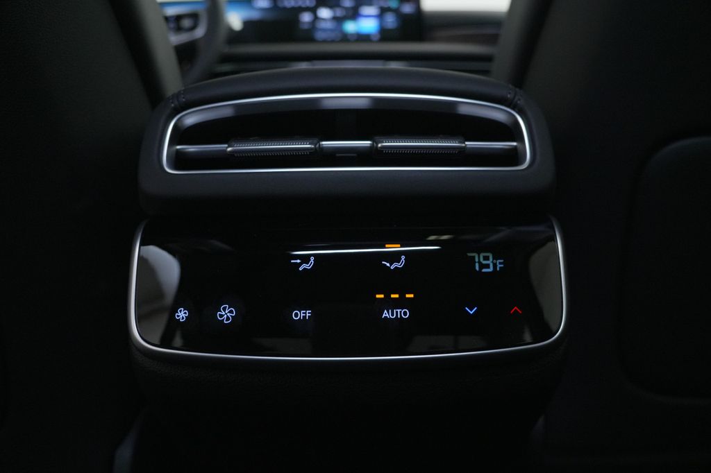 2025 GENESIS G80 Advanced - Photo 23