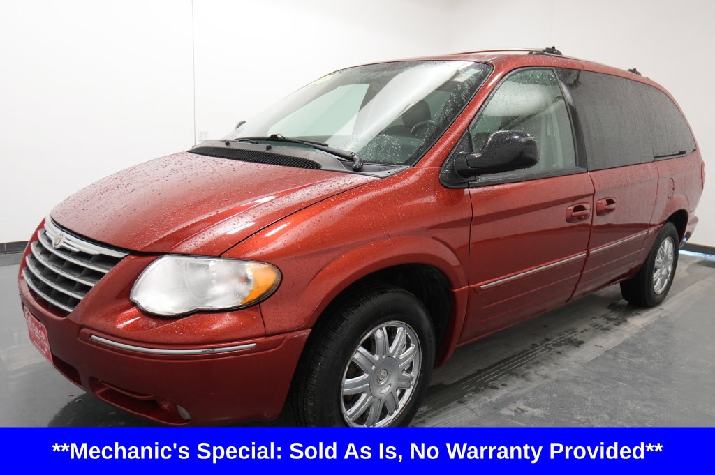 Used 2006 Chrysler Town & Country Limited Van