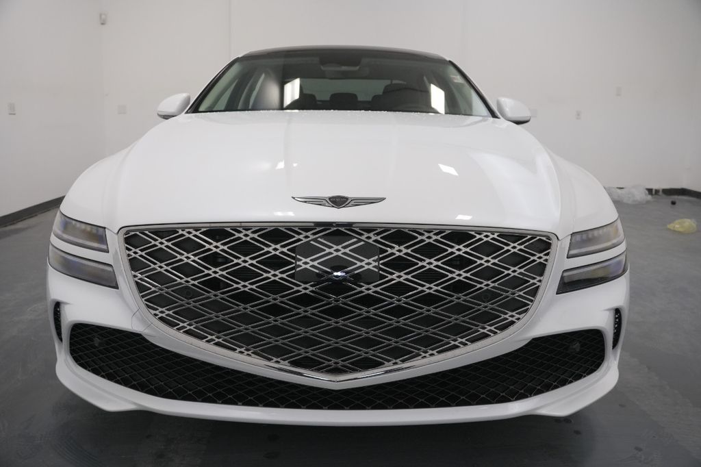 2025 Genesis G80 2.5T AWD photo 2