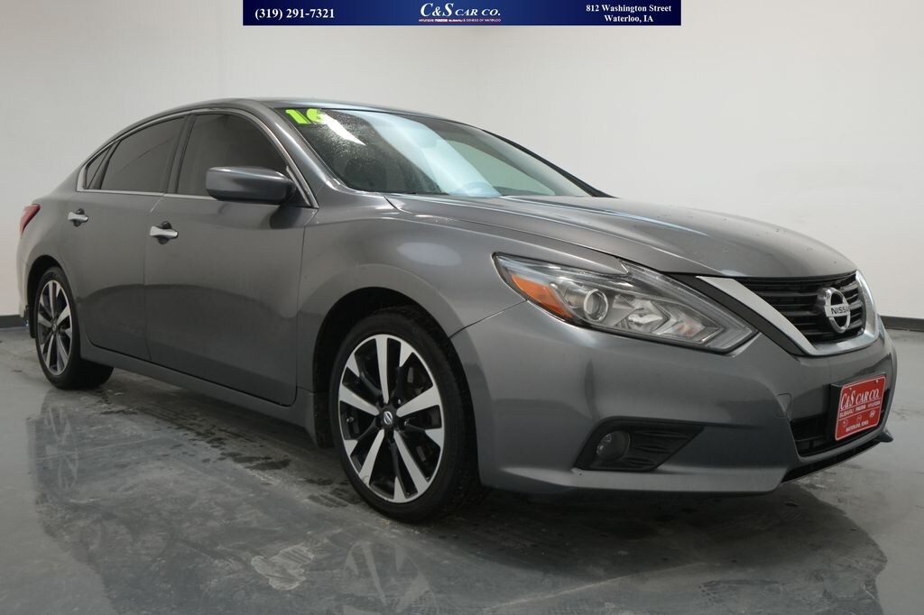 Used 2016 Nissan Altima 2.5 SR Sedan