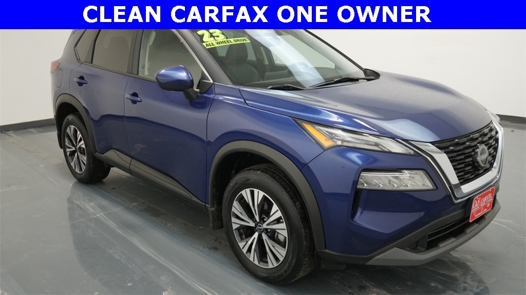 Used 2023 Nissan Rogue SV with VIN 5N1BT3BB4PC820442 for sale in Waterloo, IA