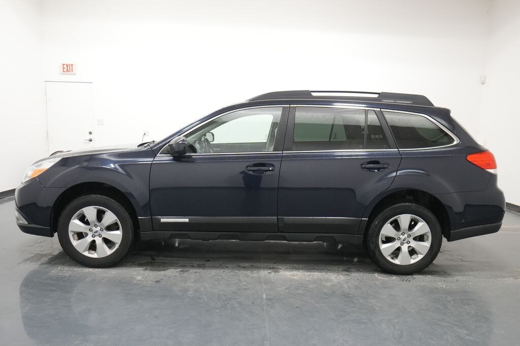 Used 2012 Subaru Outback 2.5i Limited (CVT) SUV
