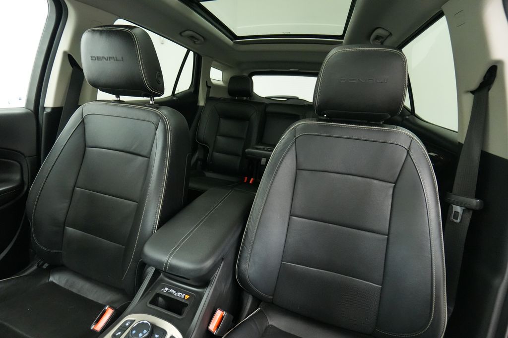 2020 GMC Terrain Denali - Photo 15