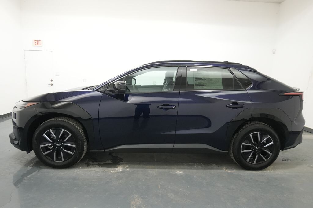 New 2026 Subaru Solterra SUV