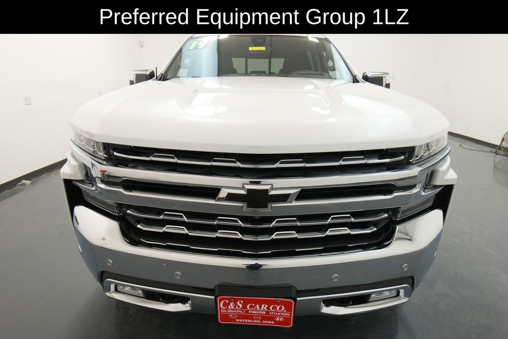 2019 Chevrolet Silverado 1500 LTZ photo 2