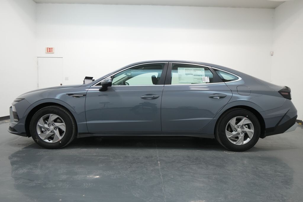 New 2026 Hyundai Sonata SE Sedan