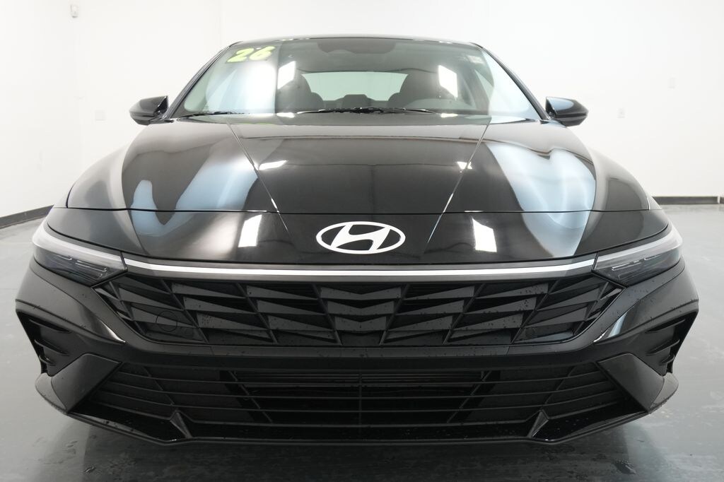 New 2026 Hyundai Elantra SE Sedan