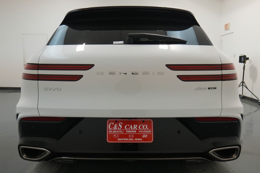 2026 GENESIS GV70 Sport Prestige - Photo 8