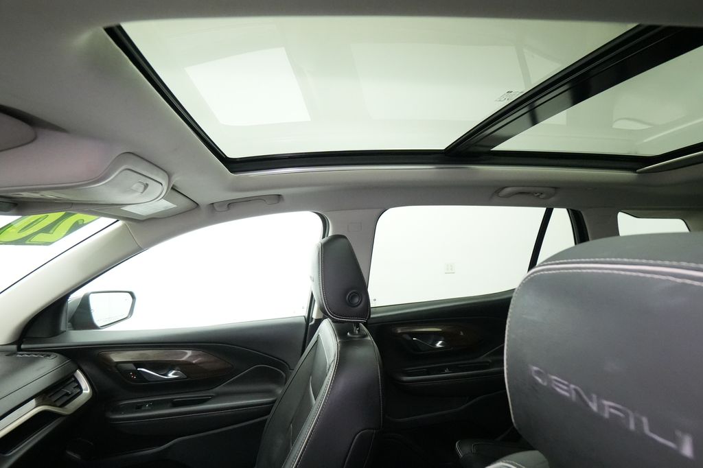 2020 GMC Terrain Denali - Photo 20