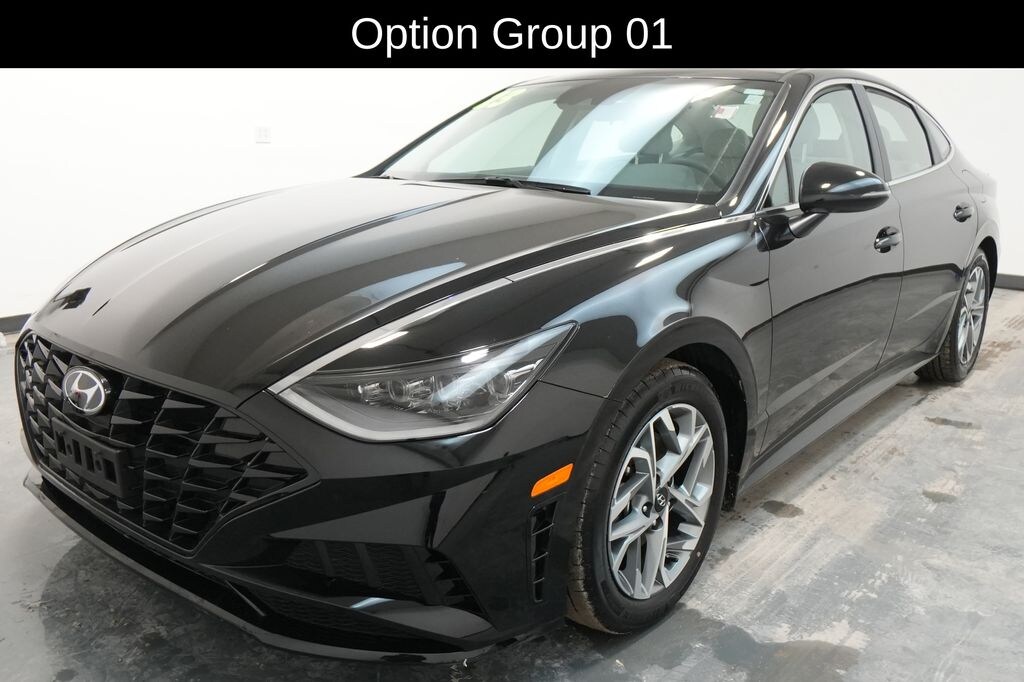 Used 2023 Hyundai Sonata SEL Sedan