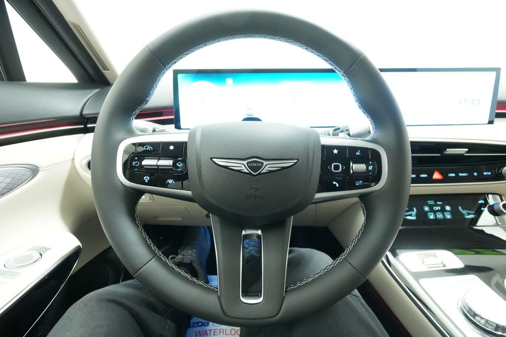 2026 GENESIS GV70 Standard - Photo 34