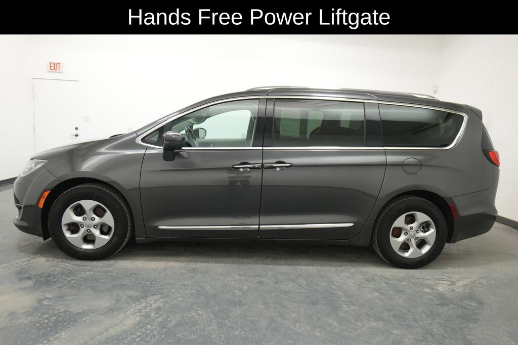 Used 2017 Chrysler Pacifica Touring-L Plus Van