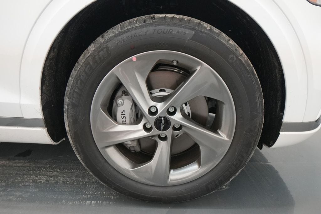 2026 GENESIS GV70 Standard - Photo 12