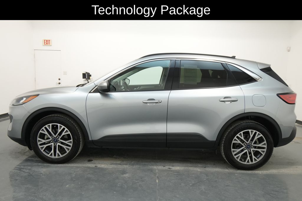 2021 Ford Escape SEL photo 4